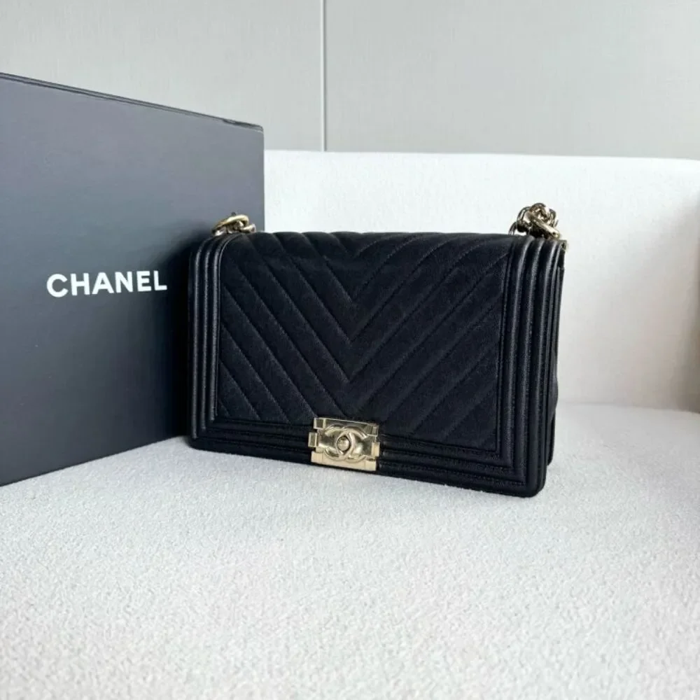 Chanel Women Pre-Loved Bag Very Good Condition